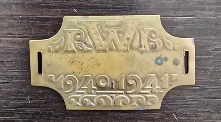 Vintage R.W.B. Fietsplaatje Tweede Wereldoorlog (1940-1941), Ophalen of Verzenden, Overige soorten, Nederland, Embleem of Badge