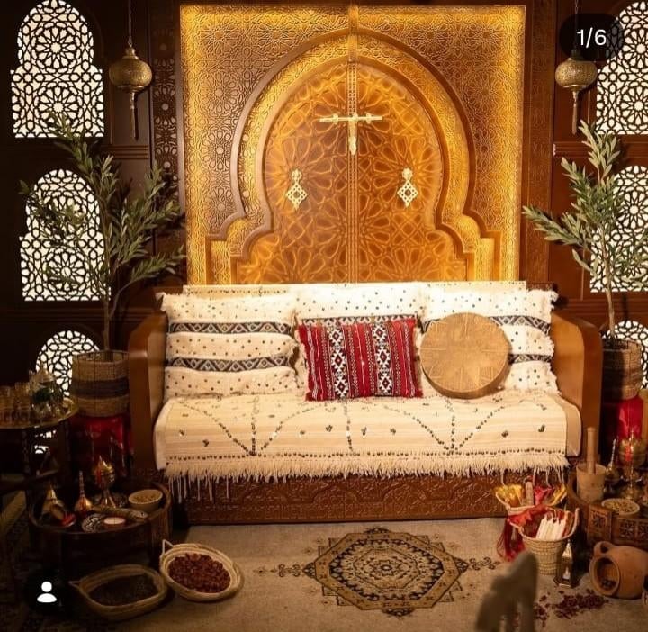 Te Huur: Bruine Henna stage, Eén persoon, Cadeaubon