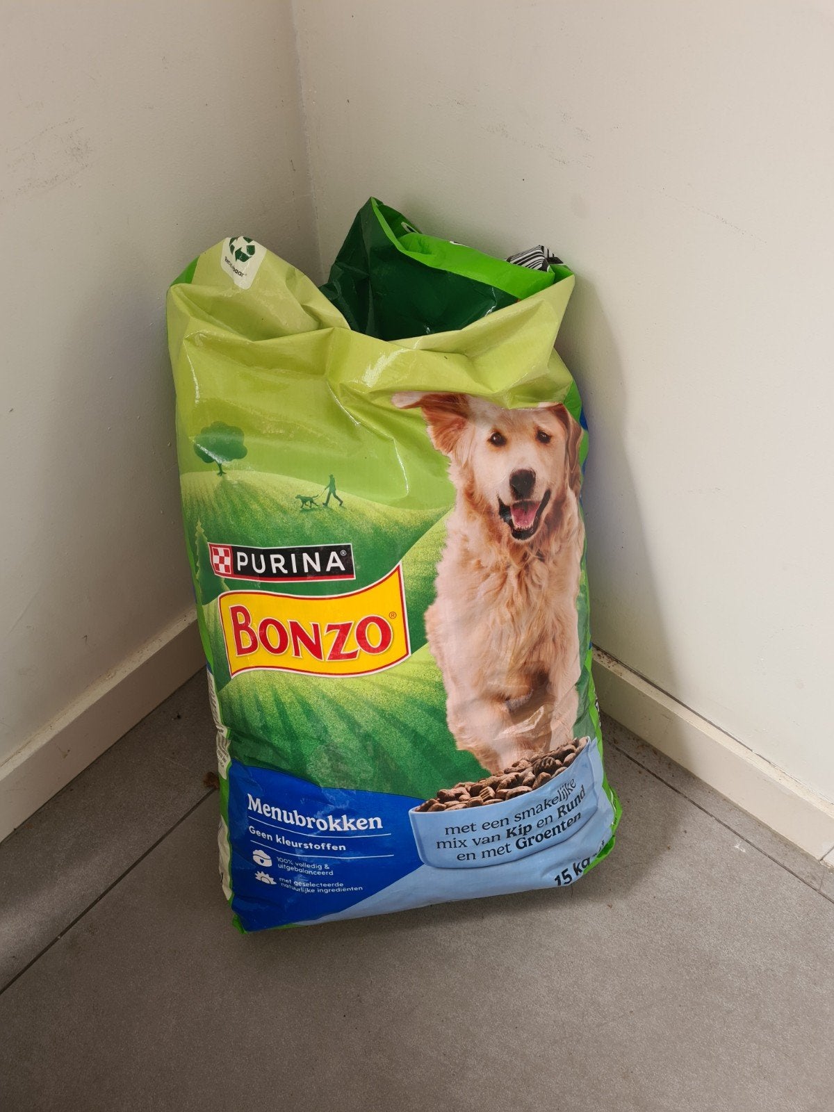 Dog food (Dry) Purina Bonzo Kip, Ophalen, Hond
