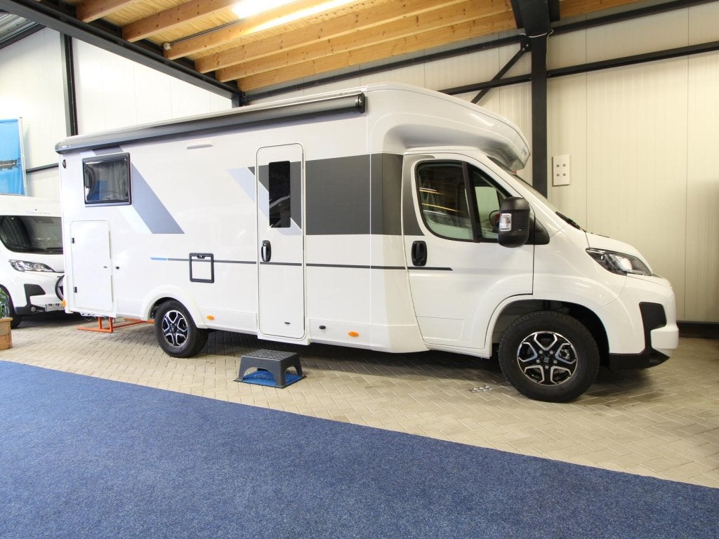 Sun Living S 72DL Special Edition!, Caravans en Kamperen, Campers, Automaat, Airbags, Ringverwarming, Fiat
