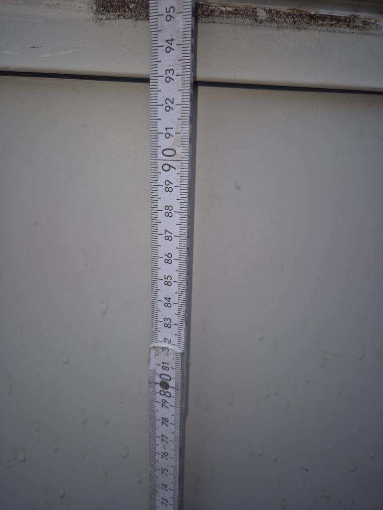 Stalen deur in Tegelen - Afmetingen op foto's, Doe-het-zelf en Verbouw, Deuren en Horren, Gebruikt, 80 tot 100 cm, Overige typen