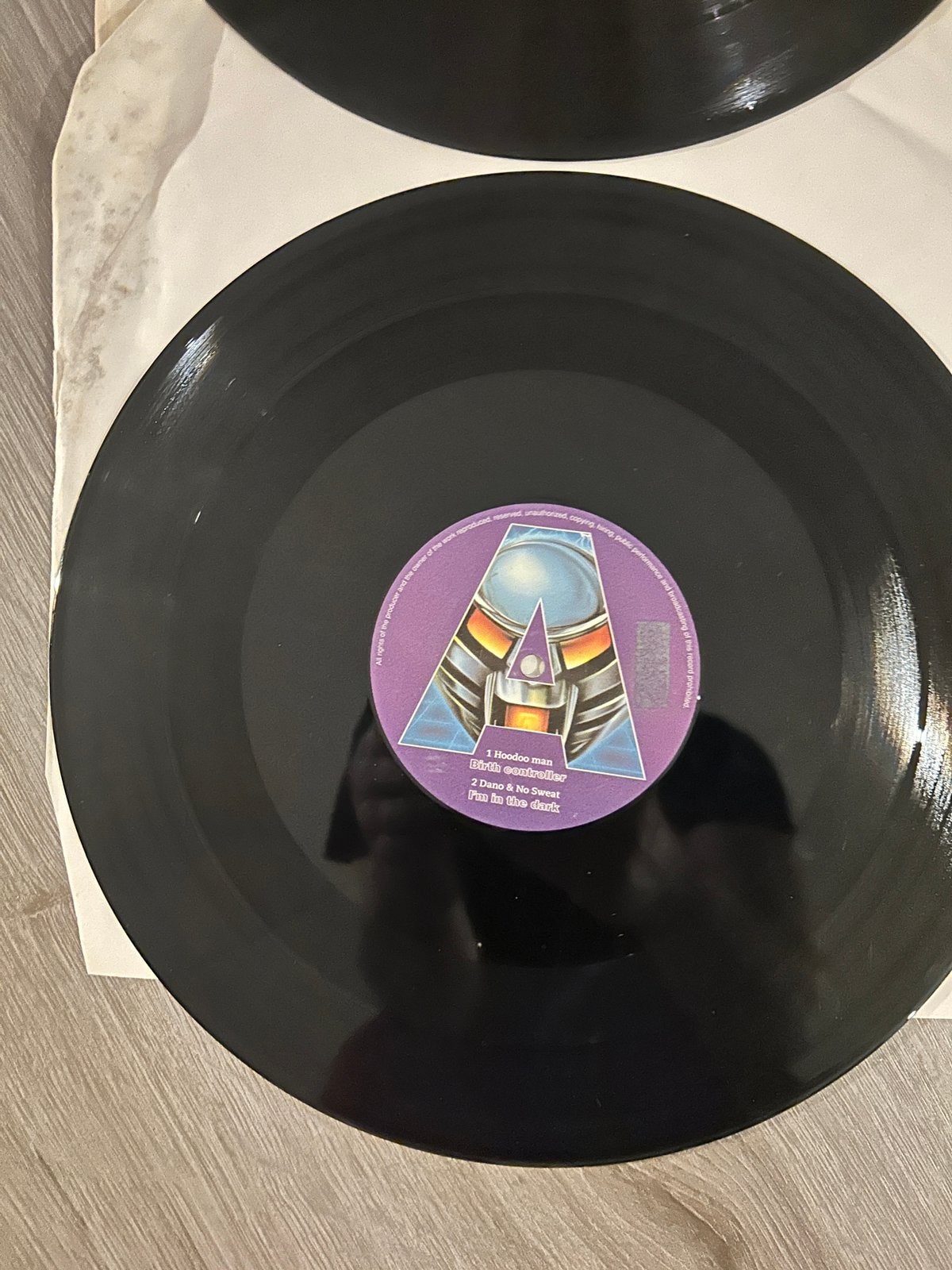 Foto 3 van Earthquake II , 4x vinyl