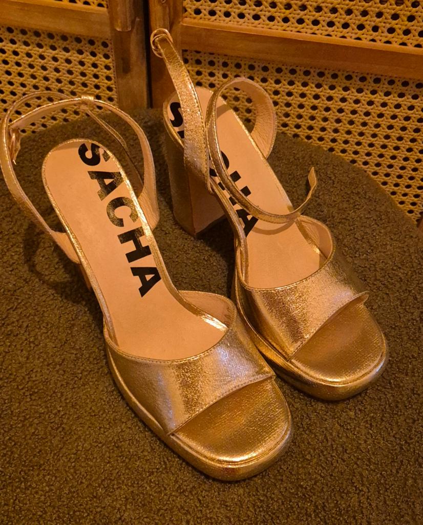 Gouden sandalen Sacha nieuw, Kleding | Dames, Ophalen, Nieuw, Overige kleuren, Sandalen of Muiltjes