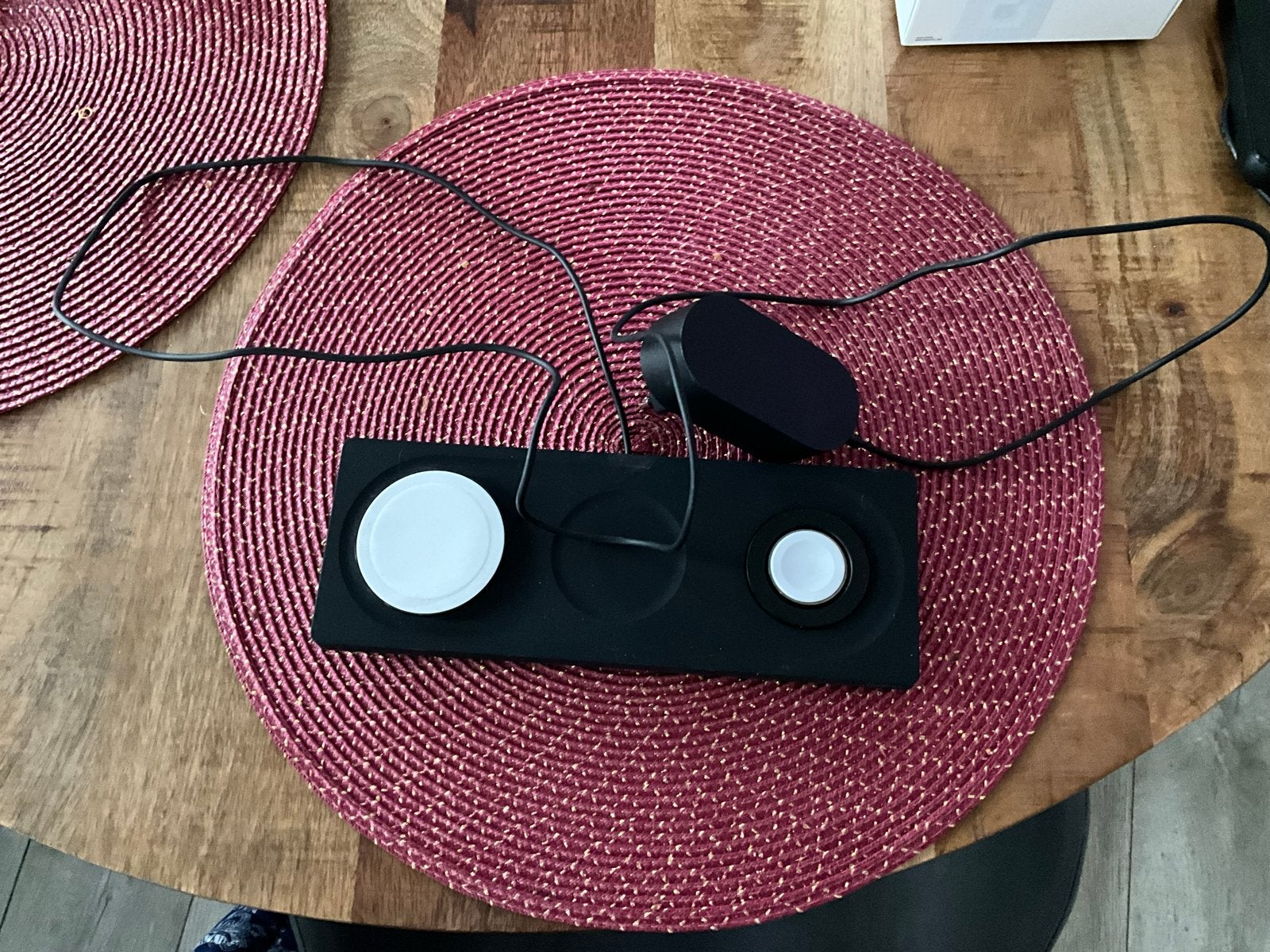 Belkin BoostCharge Pro 3-in-1 Draadloze Oplaadpad, Ophalen, Zo goed als nieuw, Overige typen, Apple