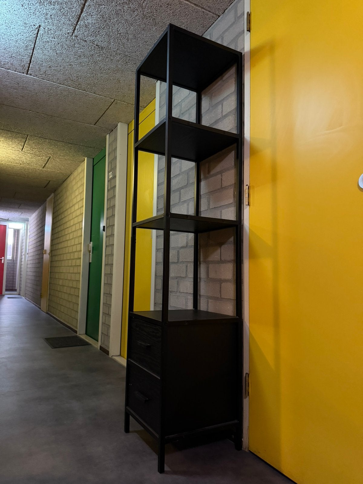 Zwarte stelling kast, Huis en Inrichting, Ophalen, Gebruikt