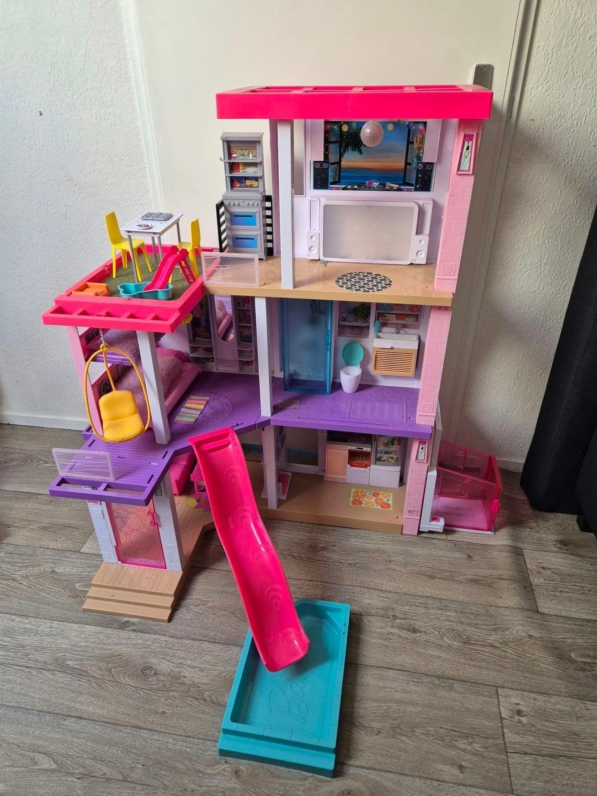 Barbie Dreamhouse – goede staat, Ophalen, Zo goed als nieuw, Poppenhuis