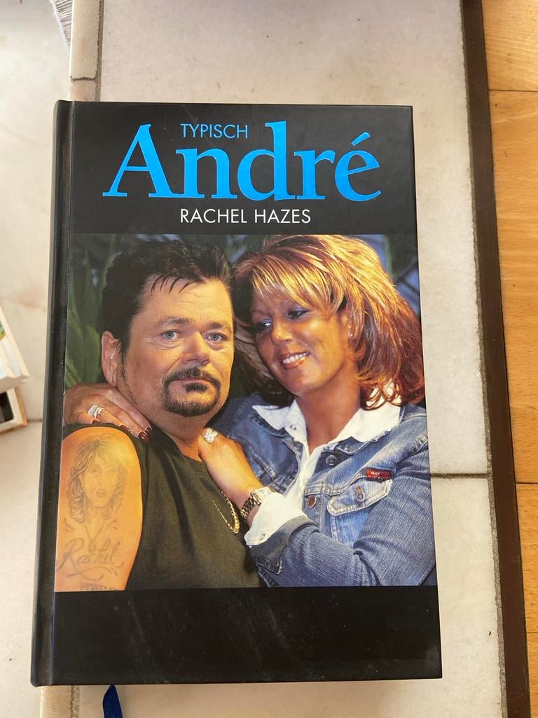 Typisch André - Rachel Hazes, Boeken, Biografieën, Ophalen of Verzenden, Gelezen, Film, Tv en Media