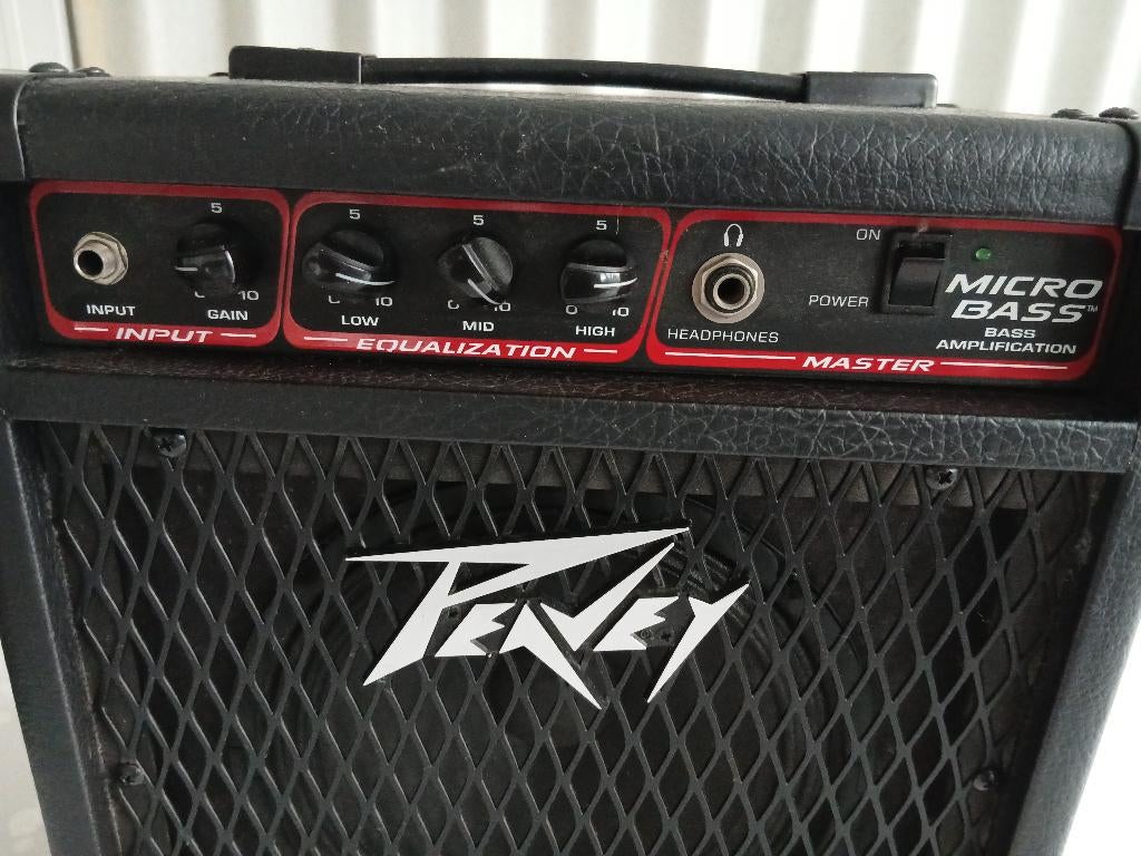Karaoke speaker merk Peavey z.g.a.n. weinig gebruikt, Ophalen, Zo goed als nieuw, Complete set