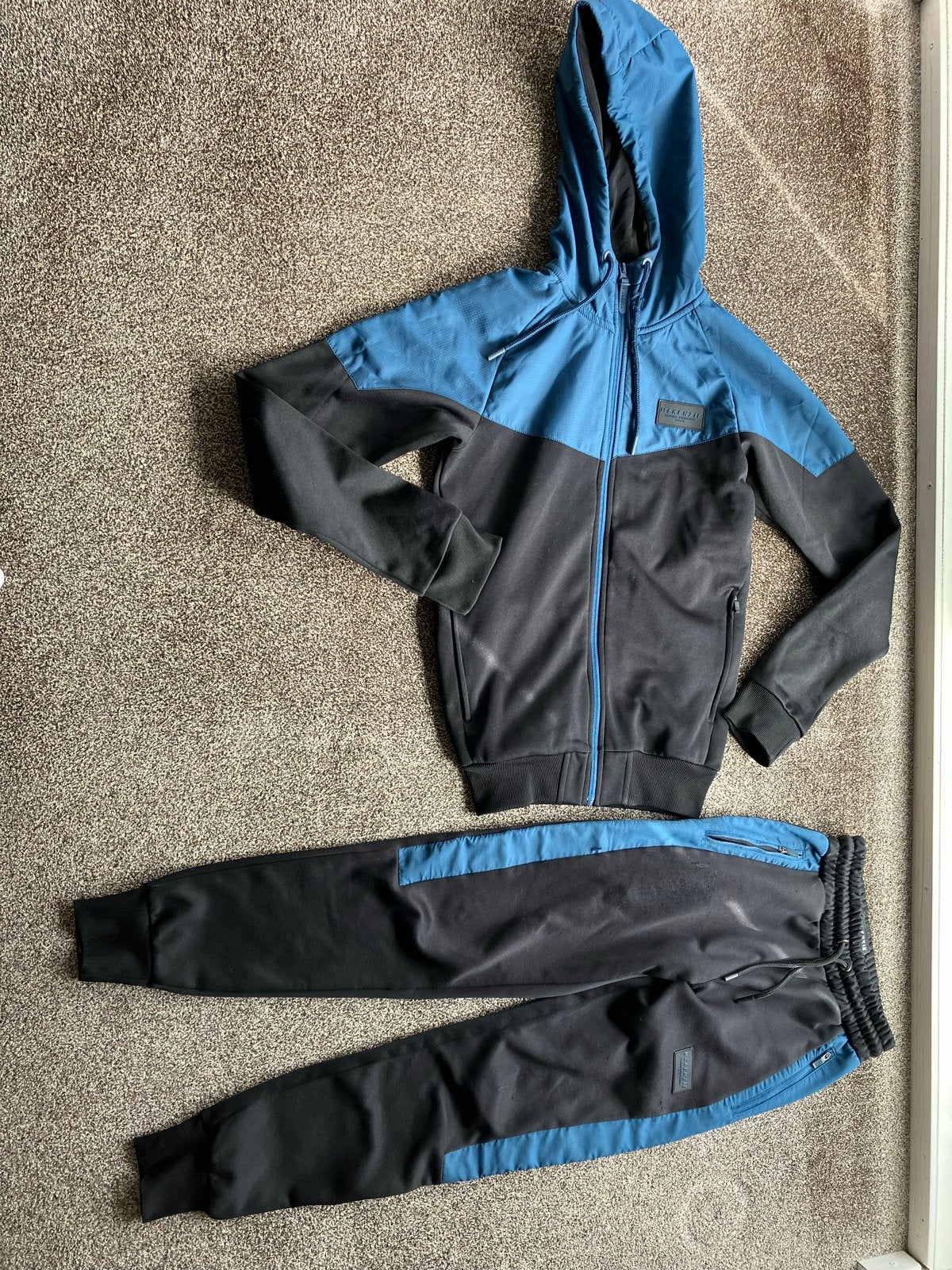 Mckenzie trainingspak - Zo goed als nieuw, Kleding | Heren, Ophalen, Meerkleurig, Zo goed als nieuw, McKenzie