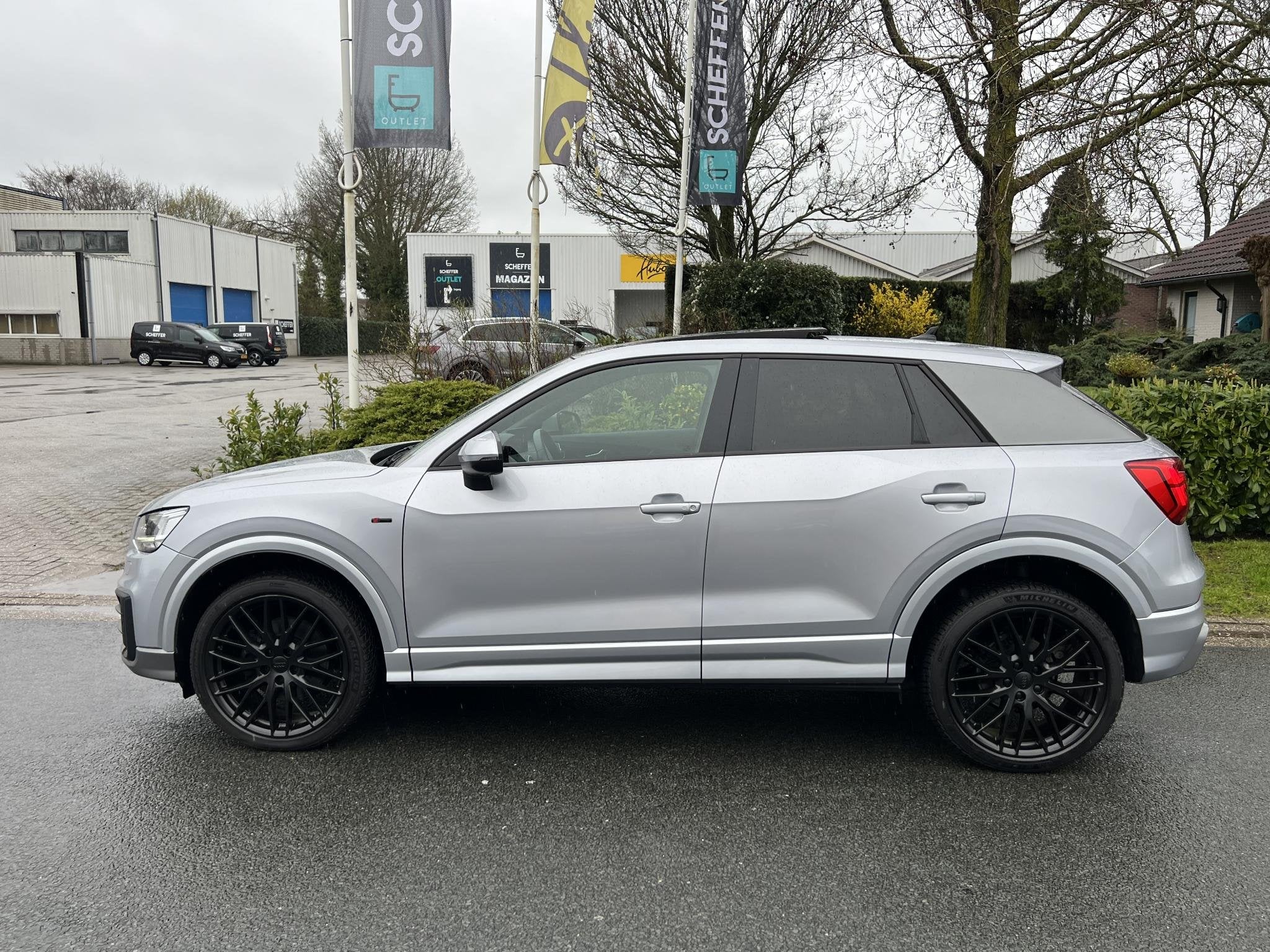 Audi Q2 35 TFSI 150PK Automaat•S-Line•Pano•Leder, Auto's, 4 cilinders, 150 pk, Leder, Bedrijf