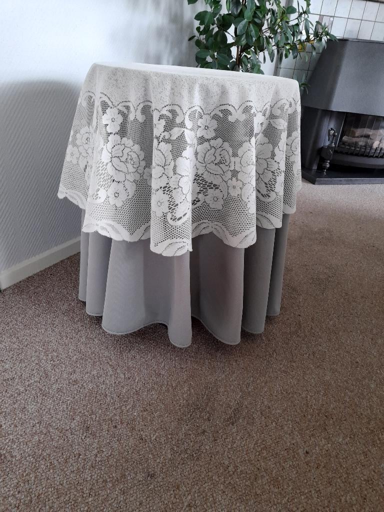 GROEN KLEED EN CREME BEWERKT KLEED, Ophalen of Verzenden, Zo goed als nieuw