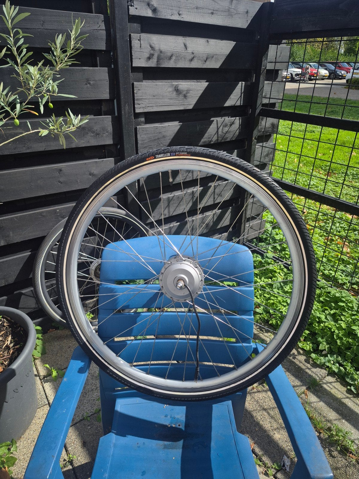 Vogue Basic en Elite modellen voor wiel moter 28 inch ., Ophalen of Verzenden