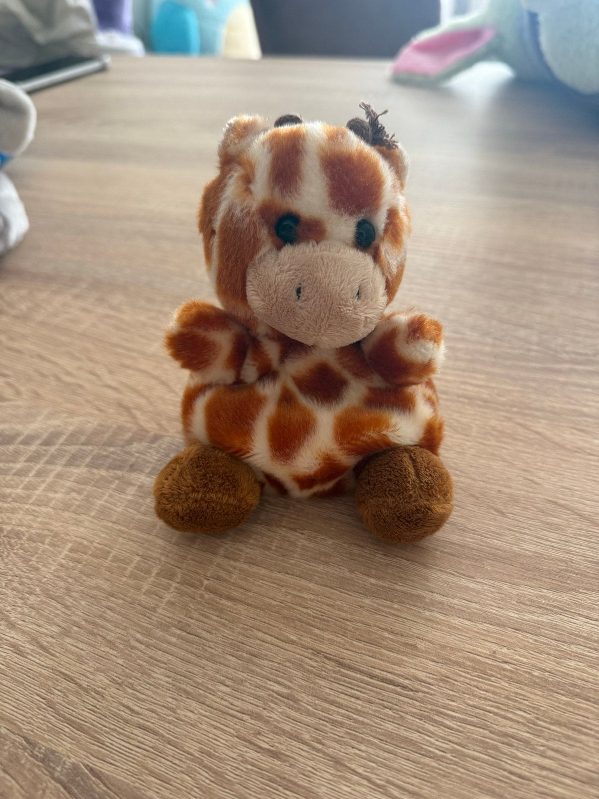 Leuke kleine giraffe knuffel van Palm pals, Overige merken, Giraf, Ophalen of Verzenden, Klein (minder dan 20 cm)