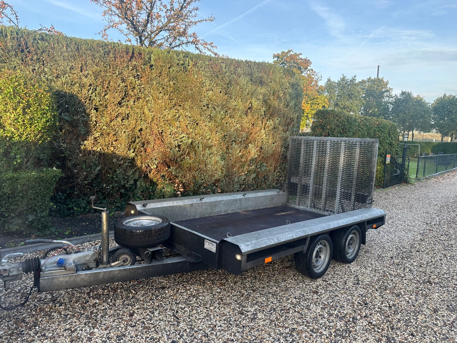Nette machine transporter 3.5 ton bouwjaar 2020, Ophalen, Zo goed als nieuw
