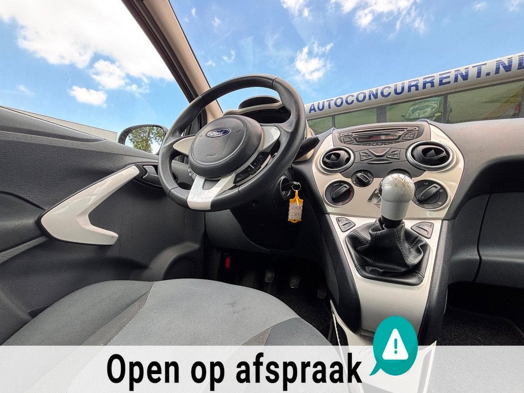 Ford Ka 1.2 Couture First Edition, Airco, Rondom deukjes en, Auto's, Ford, Voorwielaandrijving, Gebruikt, 4 cilinders, 4 stoelen