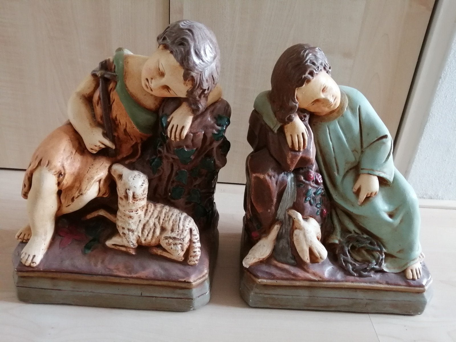 Te koop Jezus en  Sint Janneke beelden., Ophalen