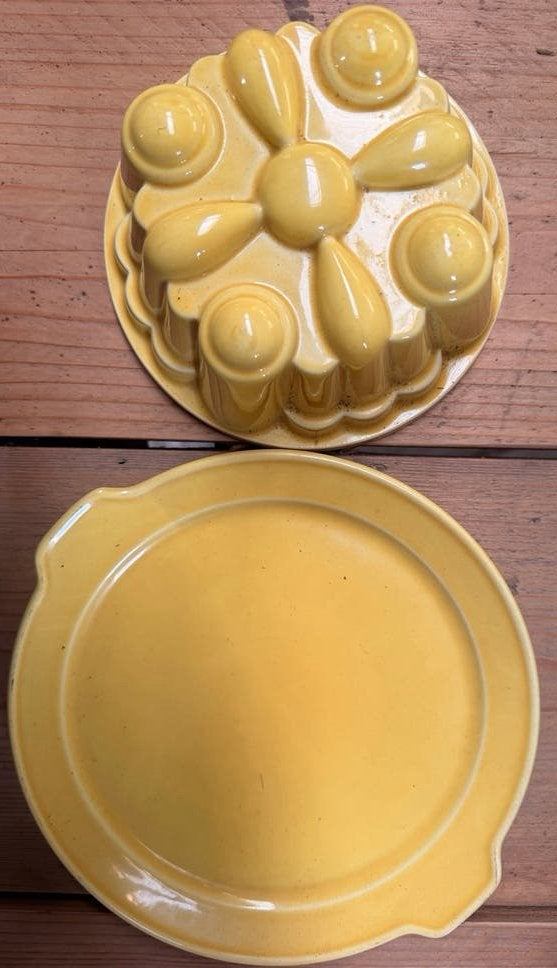 Vintage Gele Keramische Puddingvorm met Bloemmotief, Ophalen of Verzenden