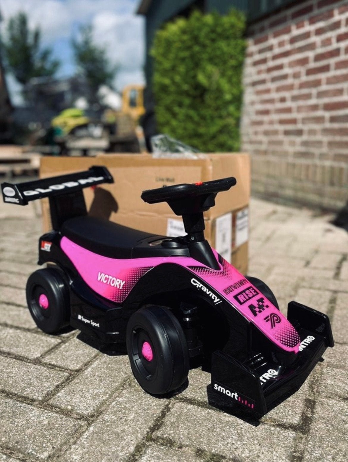Nieuwe Roze/Zwarte Loopauto Formule 1 Stijl, Kinderen en Baby's, Loopvoertuig, Nieuw, Ophalen of Verzenden, Onbekend