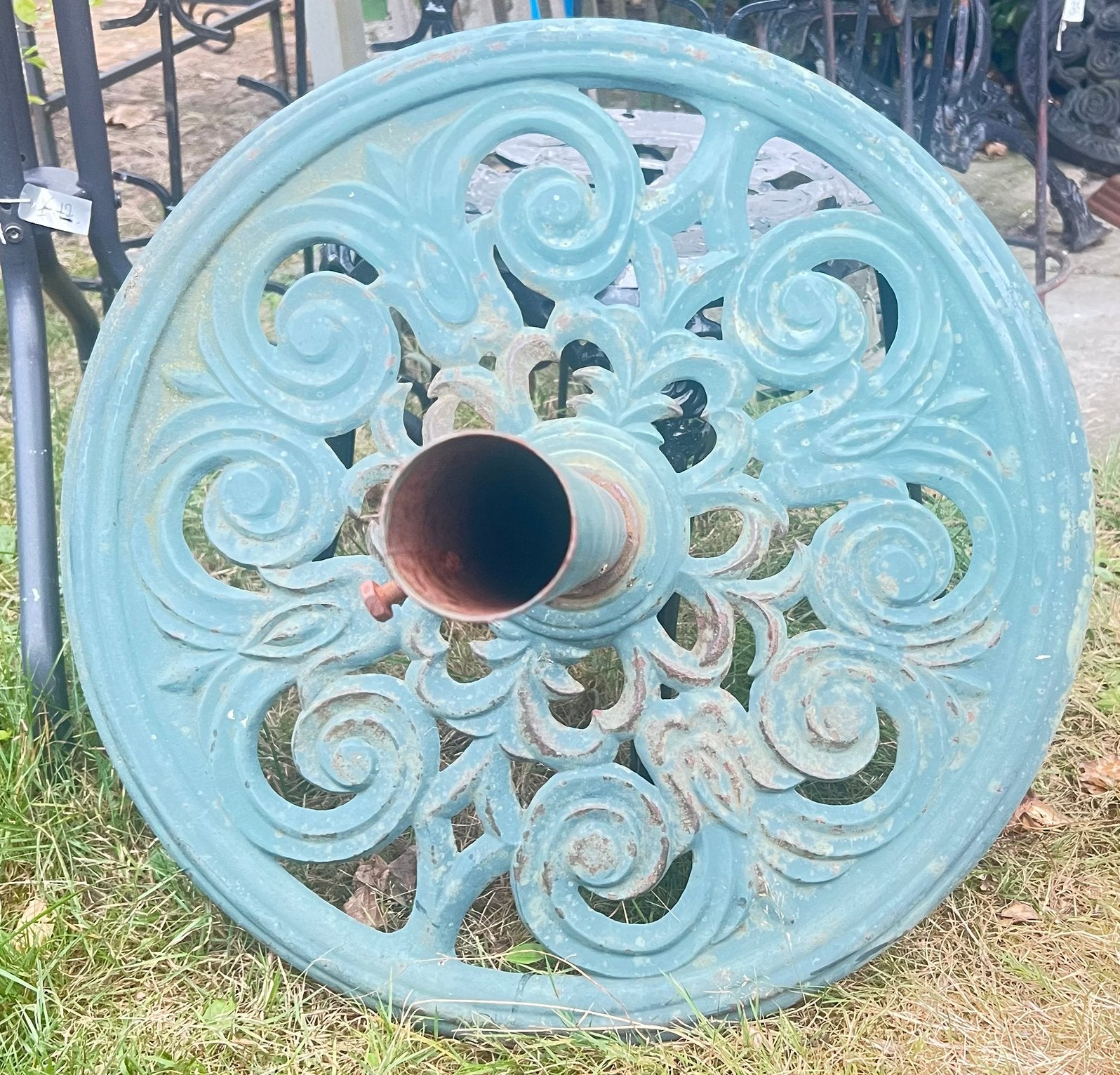Zware gietijzer ronde parasolvoet, Tuin en Terras, Parasols, Ophalen, Gebruikt, Minder dan 1 meter, Parasolvoet