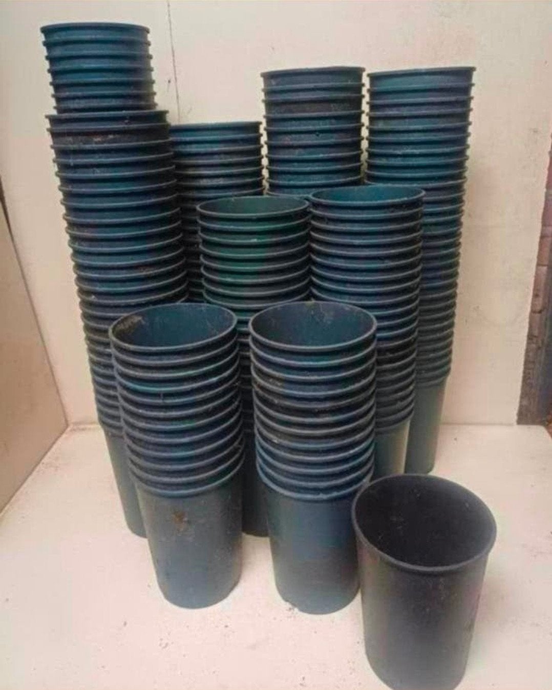 Hoge Kweekpotten plantenpotten bloempotten 2 liter, Kunststof, Gebruikt, Minder dan 30 cm, Rond