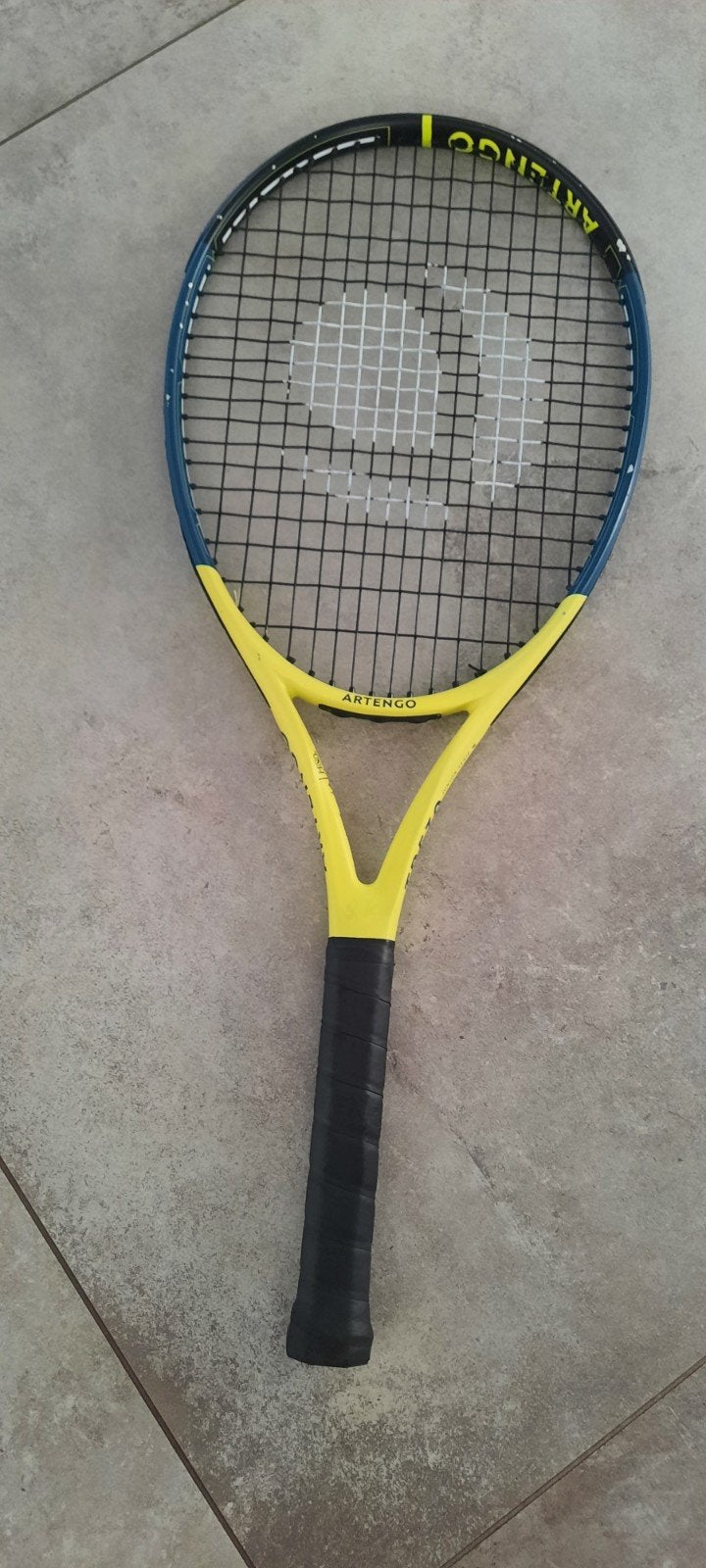 Artengo TR530 junior tennisracket 26 inch, Ophalen, Zo goed als nieuw, Racket, Overige merken