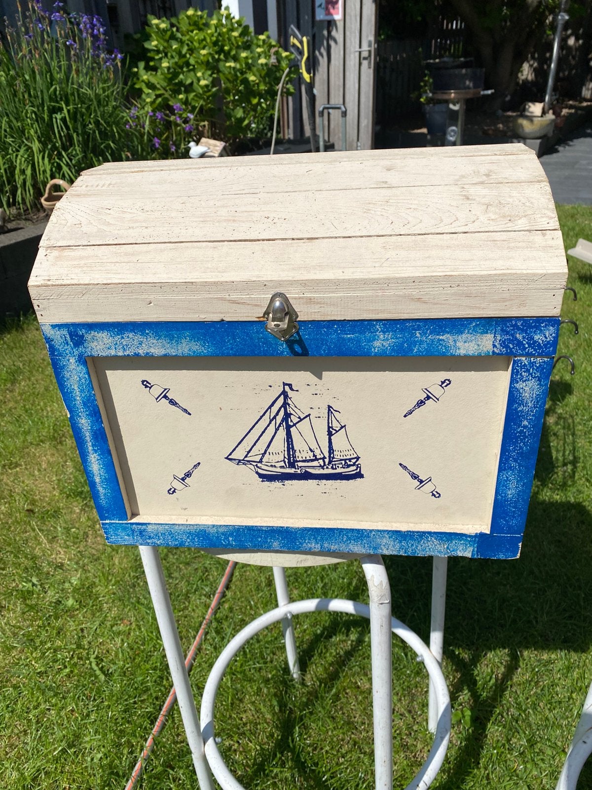 Opbergkist met blauwe afb en piratenschilderijen, Ophalen, Zo goed als nieuw