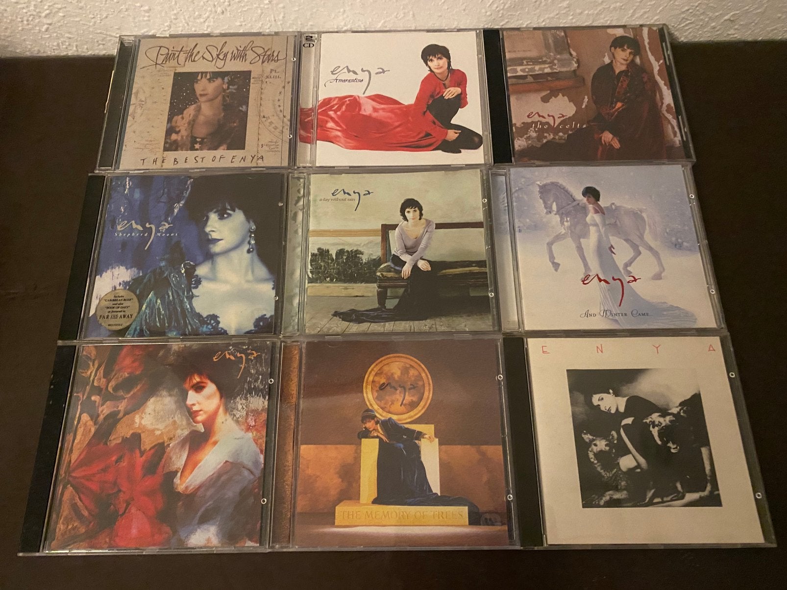 9x Enya, Ophalen of Verzenden, Zo goed als nieuw