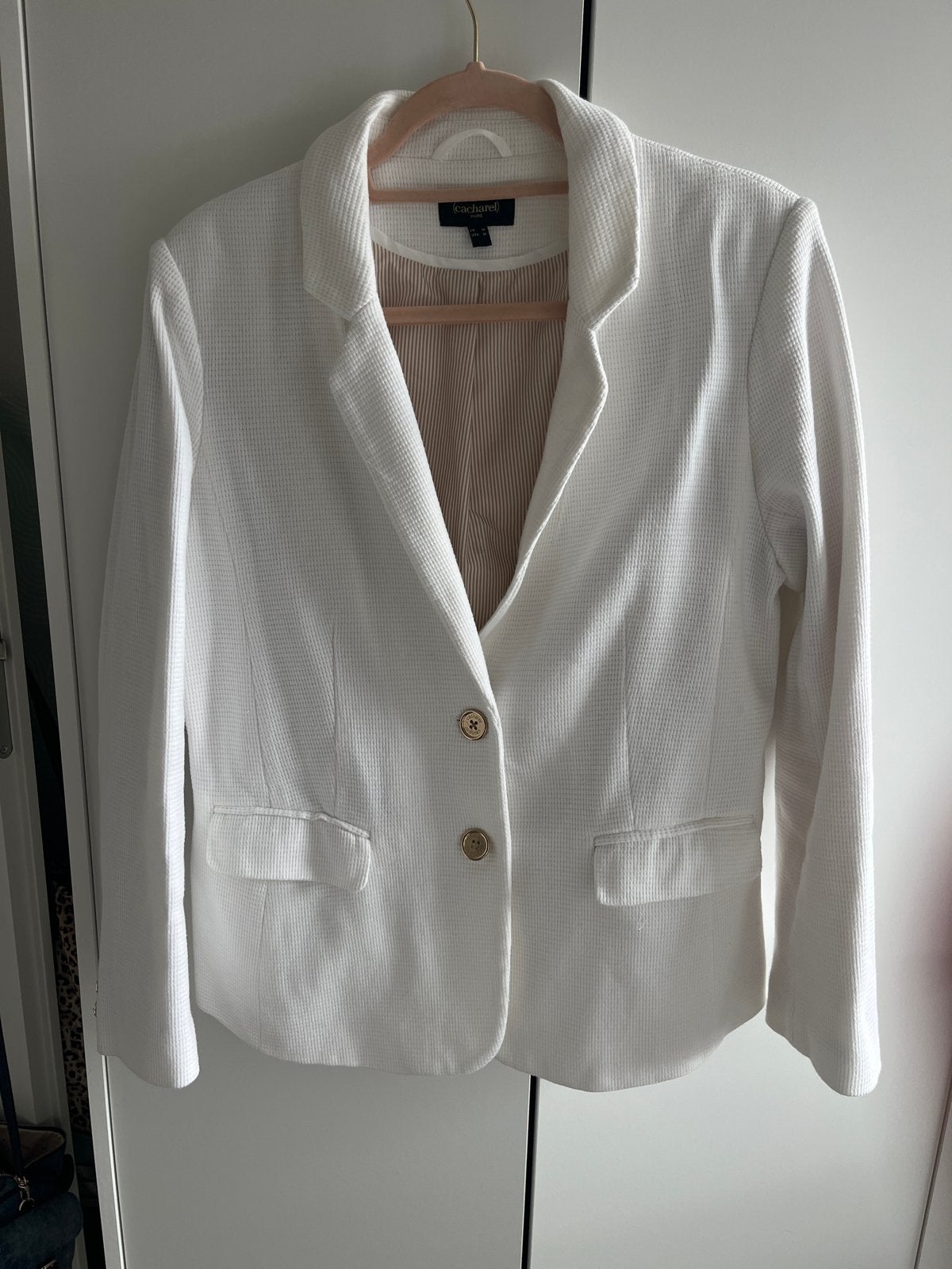 Cacharel wit jasje maat M, Kleding | Dames, Maat 38/40 (M), Wit, Ophalen of Verzenden, Zo goed als nieuw