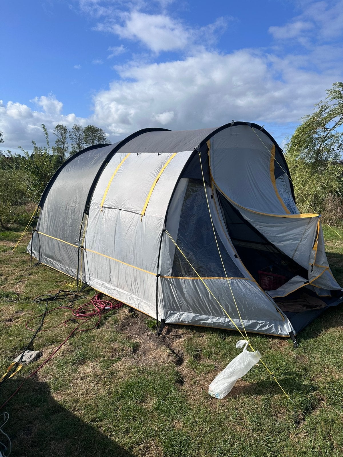 Redwood 3 persoons tent, Ophalen, Zo goed als nieuw, Tot en met 3