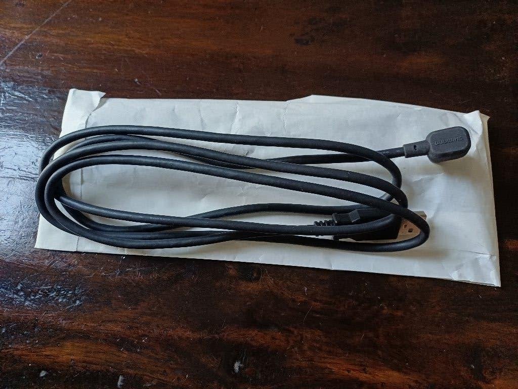 Shimano EW-EC300 Di2 oplaadkabel (1700mm), Fietsen en Brommers, Fietsonderdelen, Overige materialen, Overige typen, Nieuw, Ophalen of Verzenden