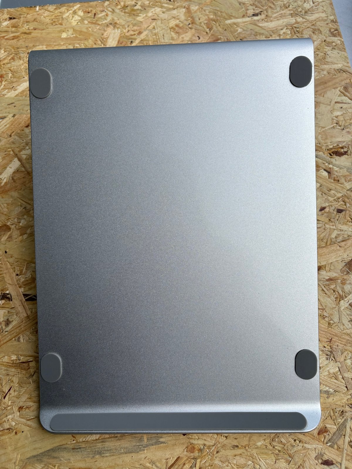 Nieuwe aluminium tablet houder 3 stuks., Ophalen of Verzenden, Nieuw