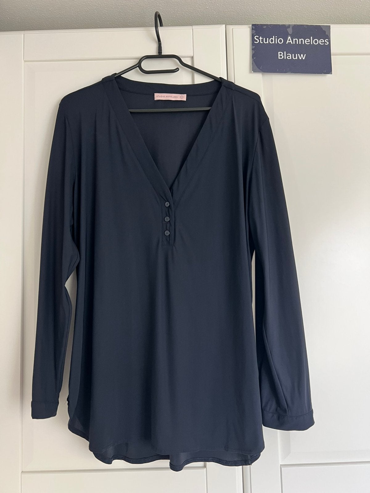Studio anneloes evi blouse L donkerblauw travelstof, Blauw, Maat 42/44 (L), Ophalen of Verzenden, Zo goed als nieuw