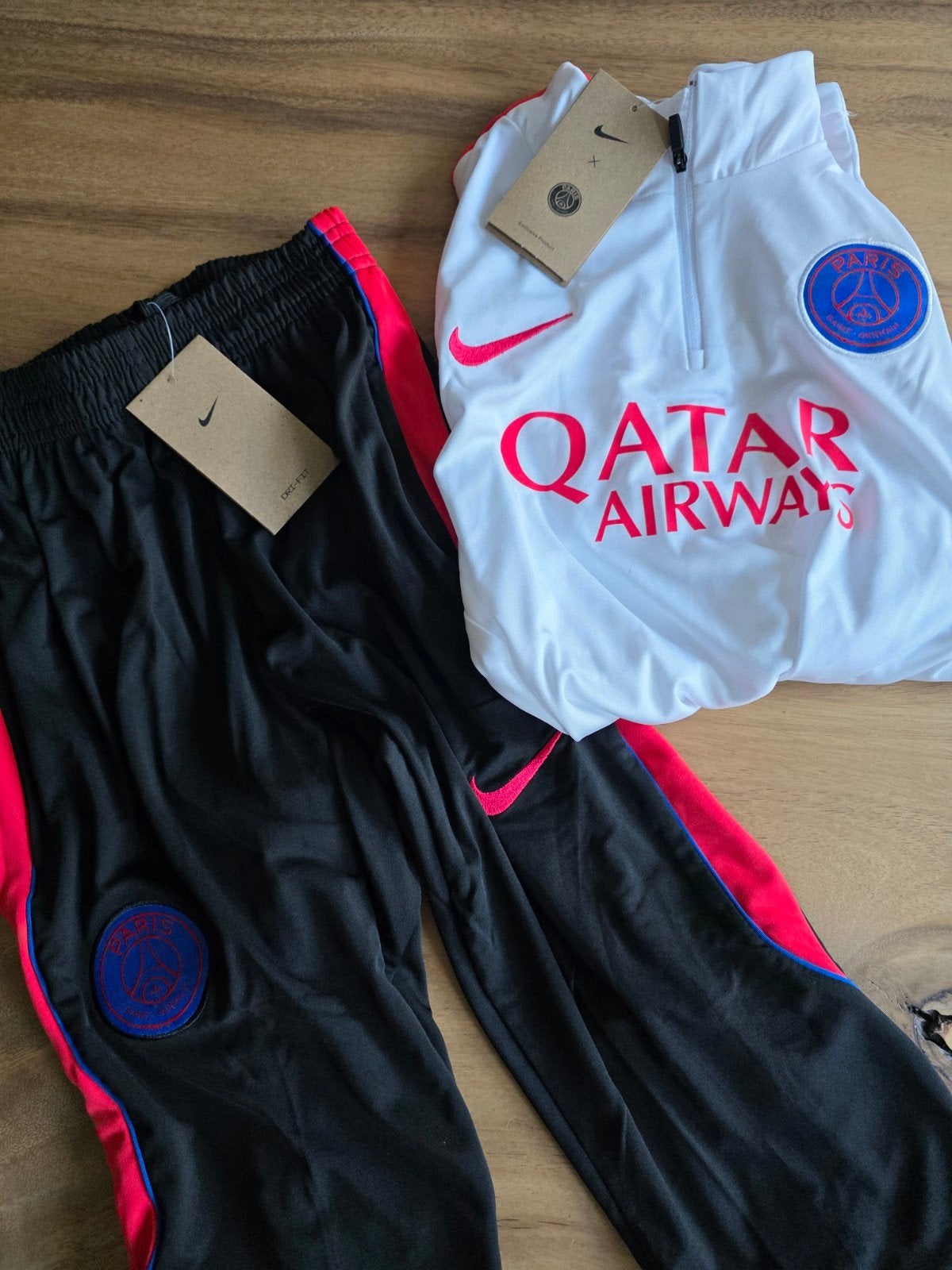 Trainingspak Paris Saint Germain maat 140-152, Maat XS of kleiner, Ophalen of Verzenden, Nieuw, Trainingspak