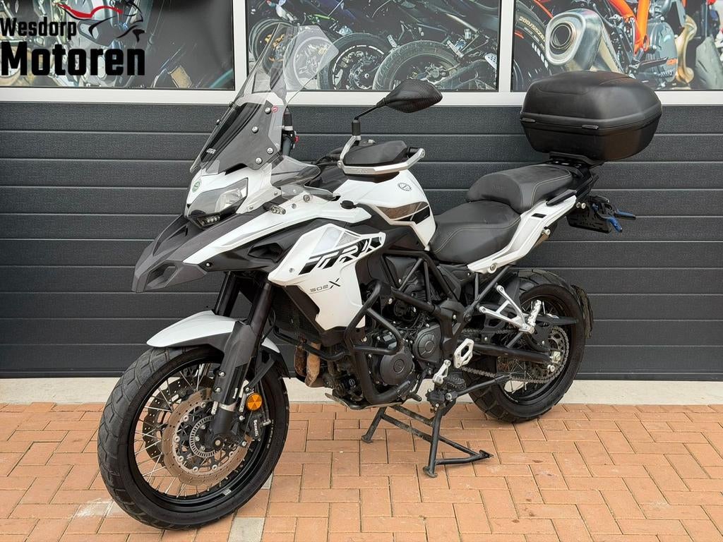BENELLI TRK 502 X A2 Geschikt Weinig KM Complete Moto TRK502, 2 cilinders, 499 cc, Bedrijf, Onbekend