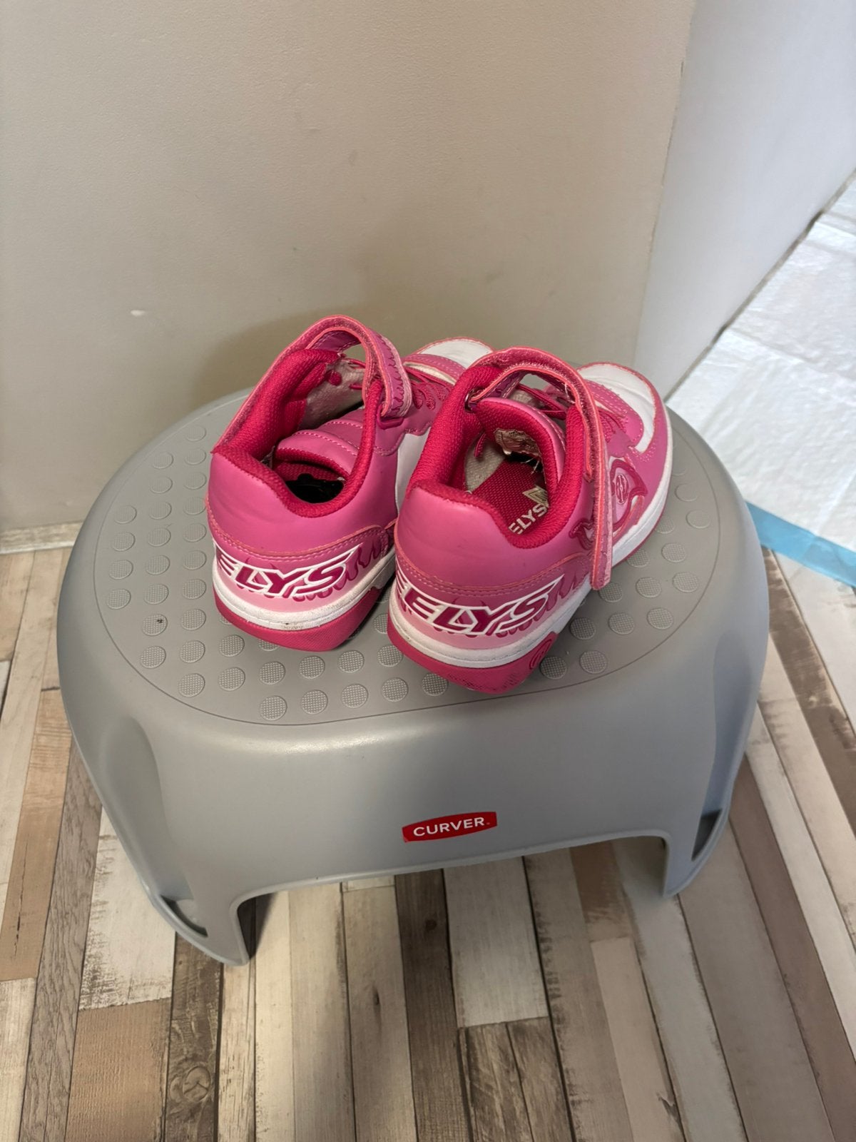 Te koop zgn heelys, Ophalen, Zo goed als nieuw