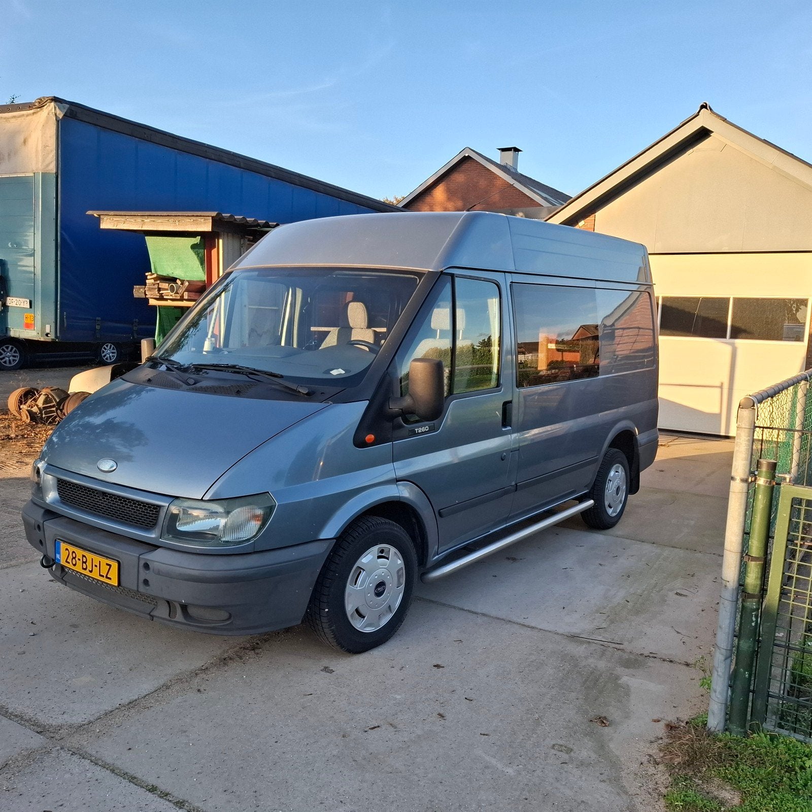 Ford Transit 2.0 van 2003, Voorwielaandrijving, 1998 cc, Stof, 74 pk