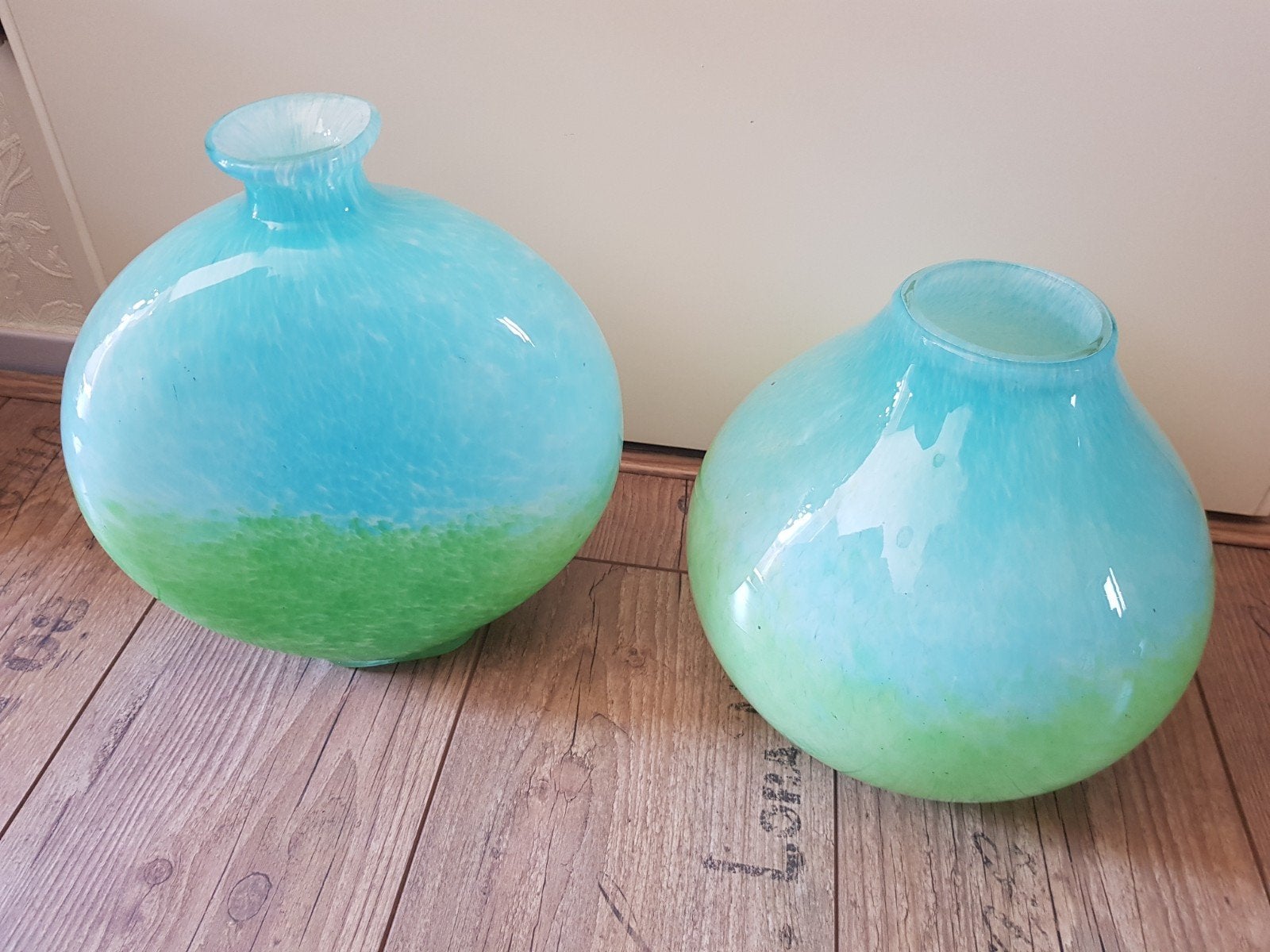 murano vaas blauw groen 2 stuks / design glaswerk, Glas, Vaas, Ophalen of Verzenden, Set