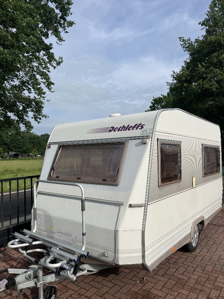 Dethleffs Camper 390 met mover, Schokbreker, Bedrijf, Treinzit, Dwarsbed