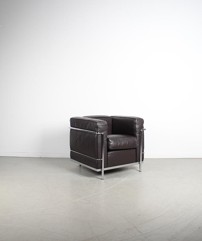 1x Cassina LC2 Le Corbusier Fauteuil Bruin Leer – Chroom