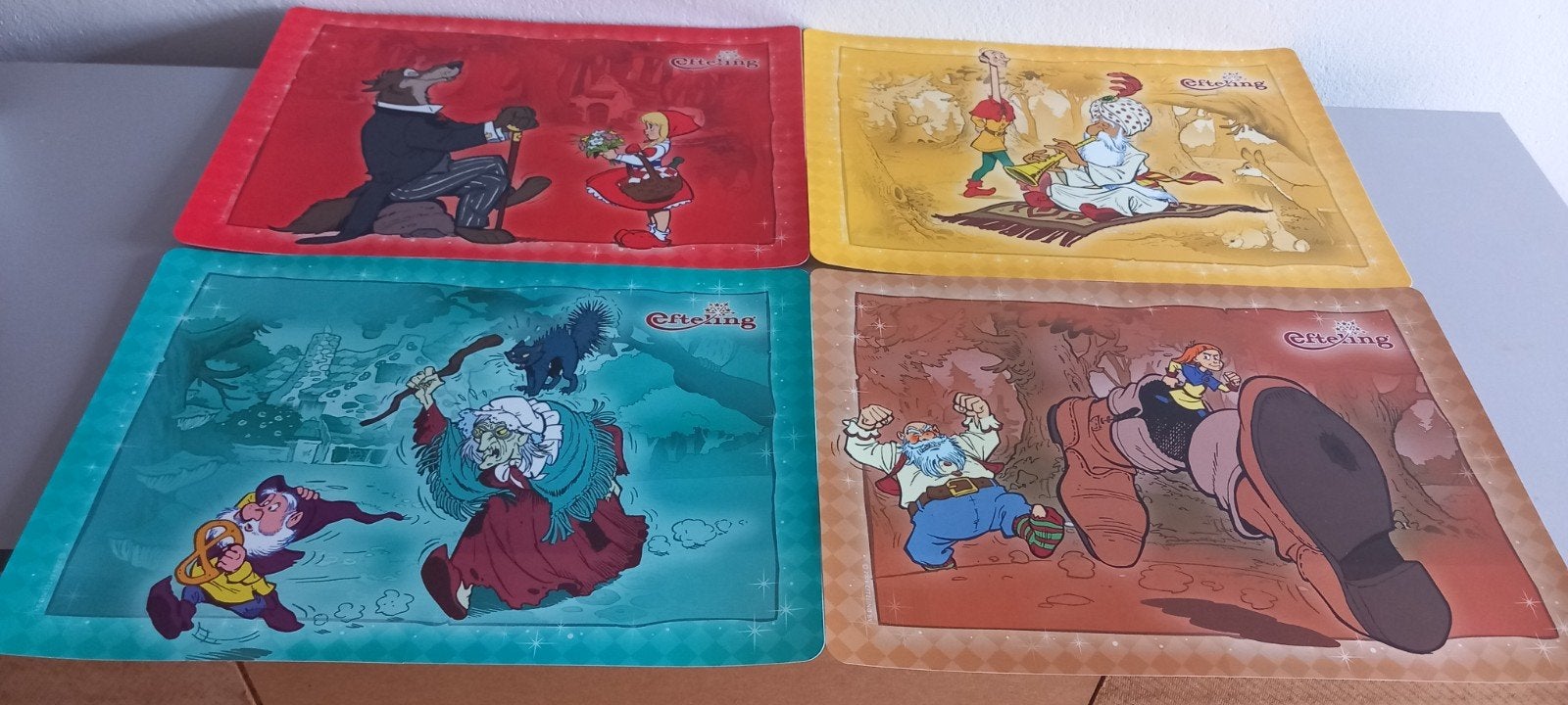 Nieuwe Efteling placemats - set van 4 met sprookjesfiguren, Ophalen of Verzenden, Nieuw, Gebruiksvoorwerp