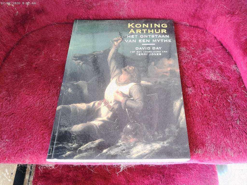 Boek Koning Arthur - Het ontstaan van een mythe, Ophalen of Verzenden, 14e eeuw of eerder, Zo goed als nieuw, Europa