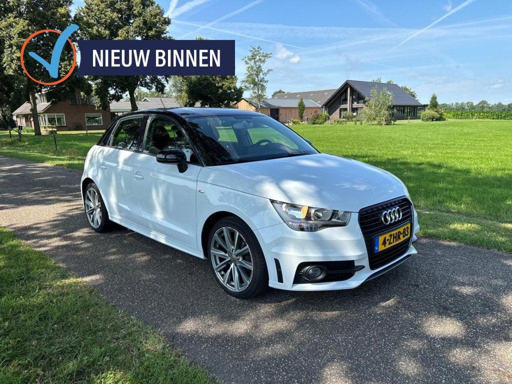 Audi A1 1.2 TFSI S-Line | Navigatie | 5-deurs | Licht metaal, Keurmerk '100% Onderhouden', 86 pk, 4 cilinders, Wit