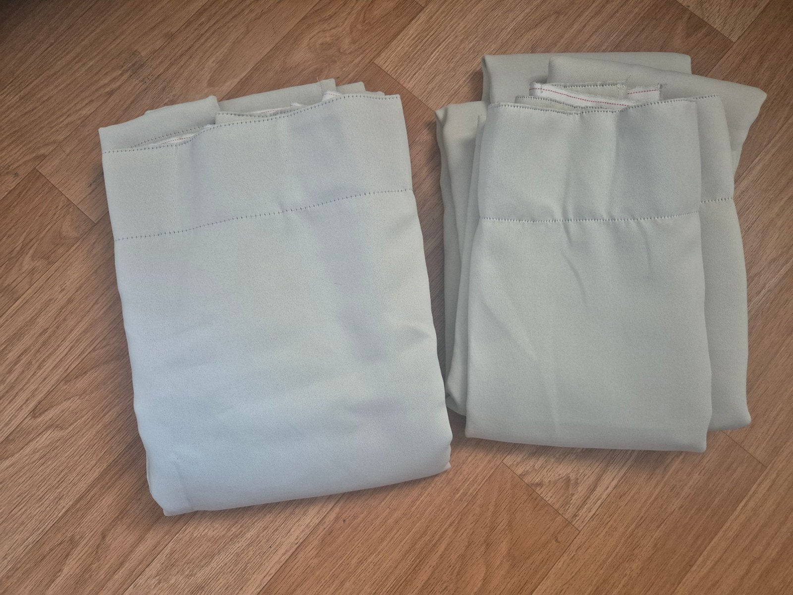 2x Verduisterden gordijnen. "Crem", Ophalen, Gebruikt, 260 cm, Gordijn