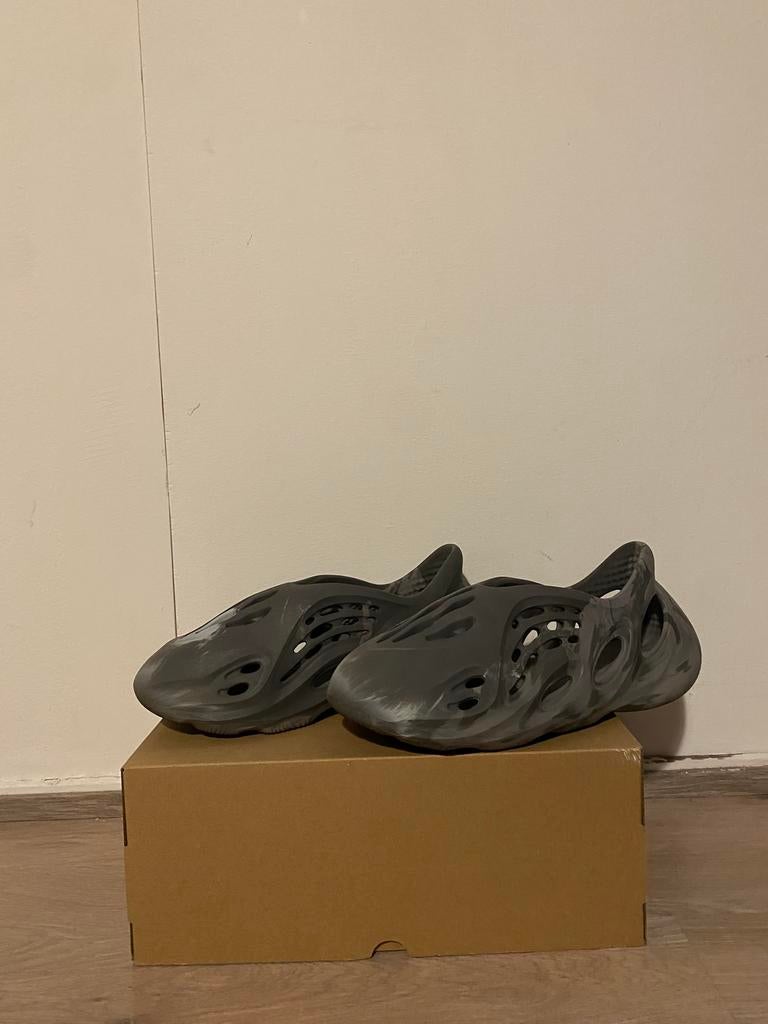 Yeezy foam mx granite, Kleding | Heren, Schoenen, Ophalen, Zo goed als nieuw, Overige kleuren