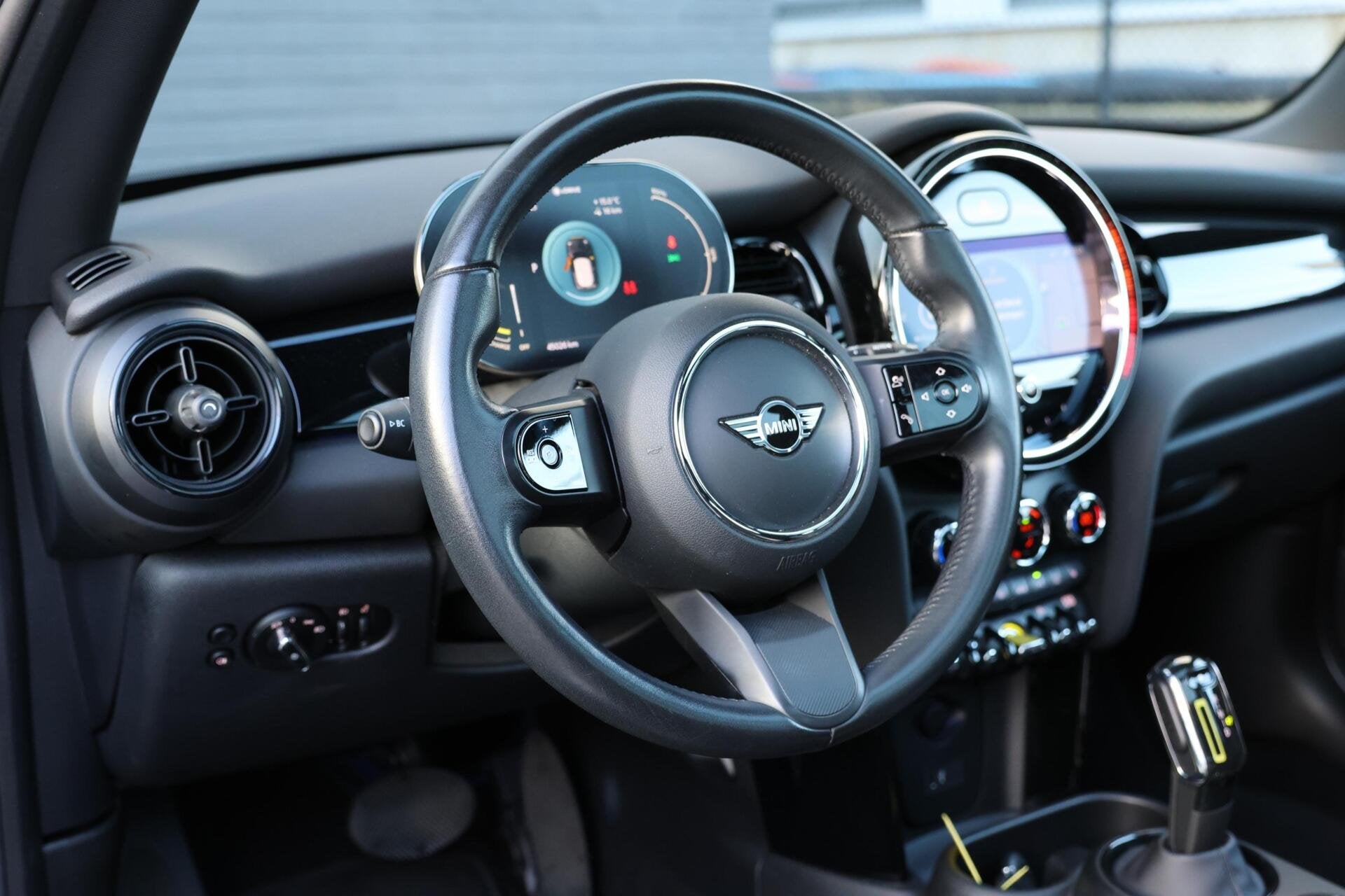 Mini Electric Classic 33 kWh | PANO | PDC | SOH 95.1% |, Auto's, Dealer onderhouden, Gebruikt, 33 kWh, 4 stoelen