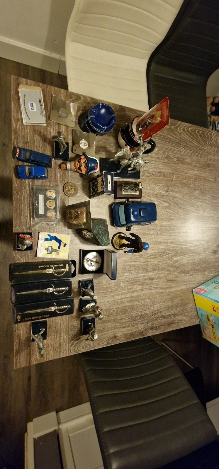 Grote Exclusieve Verzameling Franse Gendarmerie & Militaria, Verzamelen, Militaria | Algemeen, Verzenden, Overige soorten, Overige gebieden