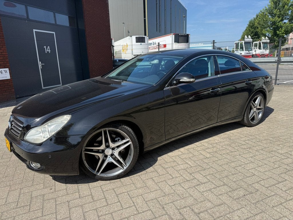 Mercedes-Benz CLS-klasse 350 AMG INRUILKOOPJE! RIJDT EN SCHA, Auto's, Automaat, Achterwielaandrijving, Gebruikt, Zwart