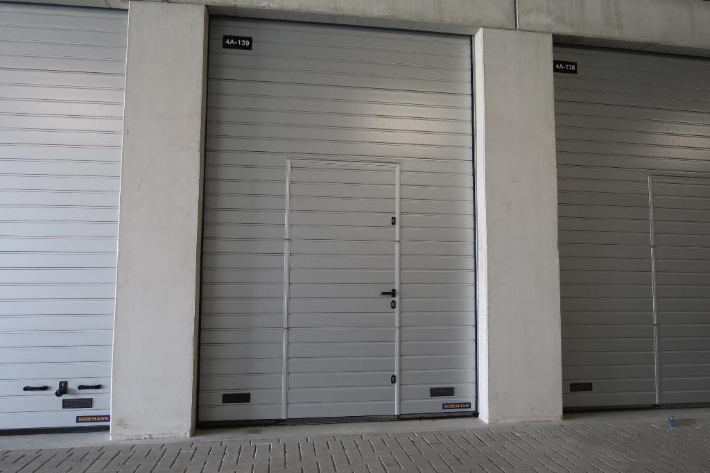 TE HUUR garagebox Oude-Tonge, Auto diversen, Autostallingen en Garages