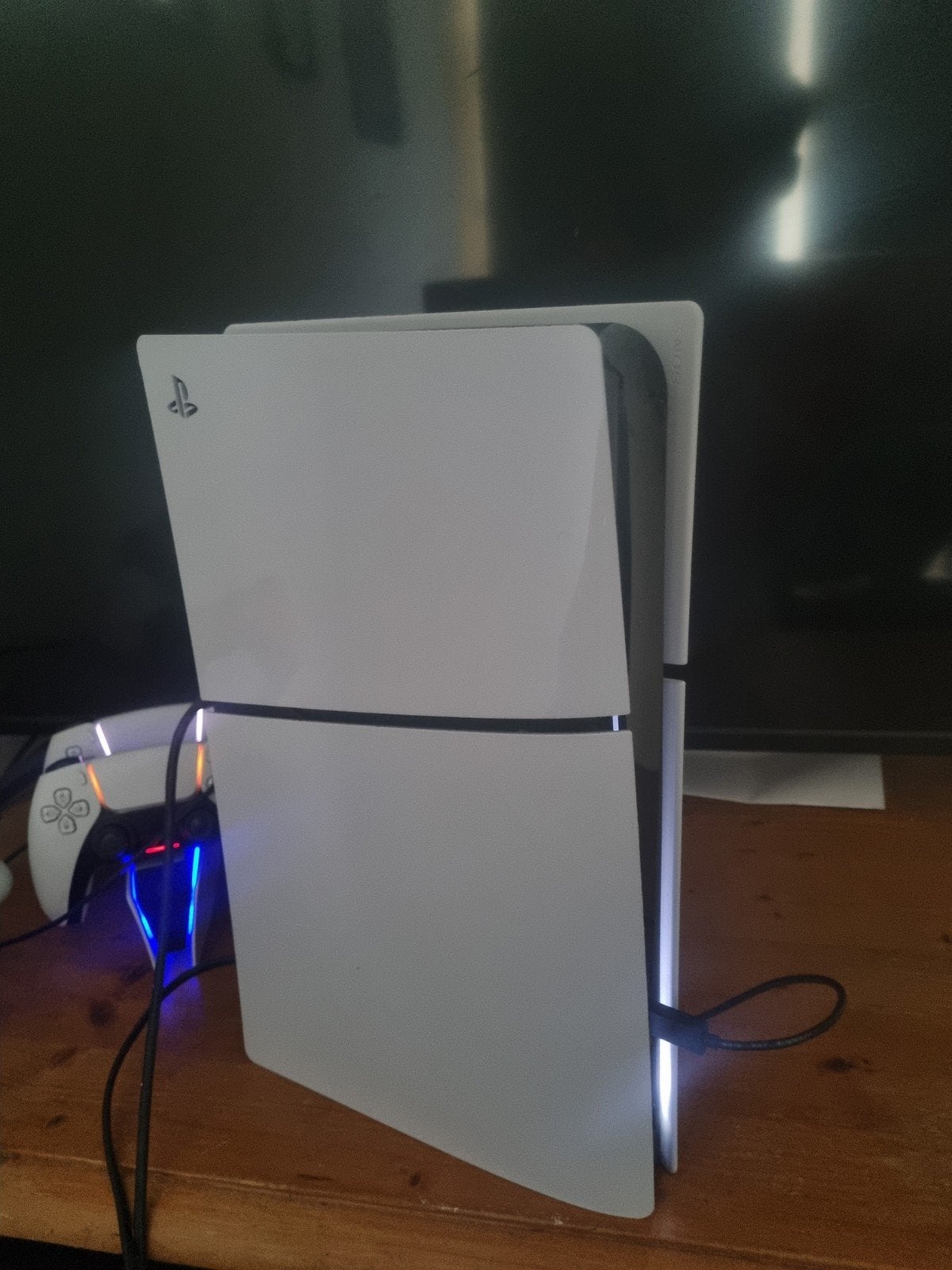 Playstation 5 + oplaadstation + Fifa 26 + Black ops 6, Spelcomputers en Games, Ophalen, Zo goed als nieuw