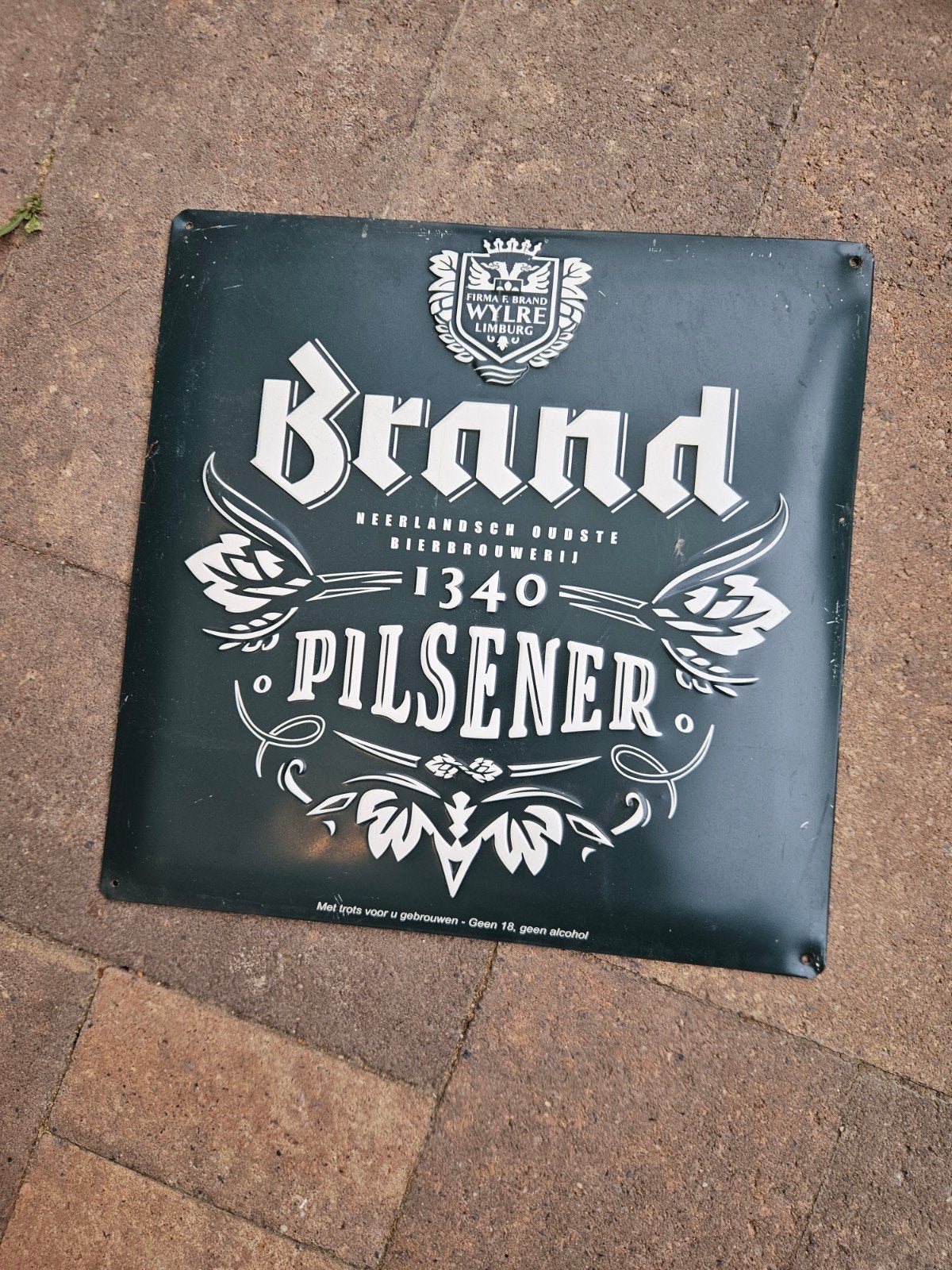 Brand Bier Reclamebord Metaal 40x40 cm, Verzamelen, Ophalen of Verzenden, Gebruikt, Reclamebord, Plaat of Schild, Brand